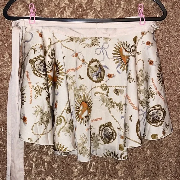 NWT Kimchi Blue Cream, Gray & Gold Skirt. Size Medium. - Picture 2 of 6